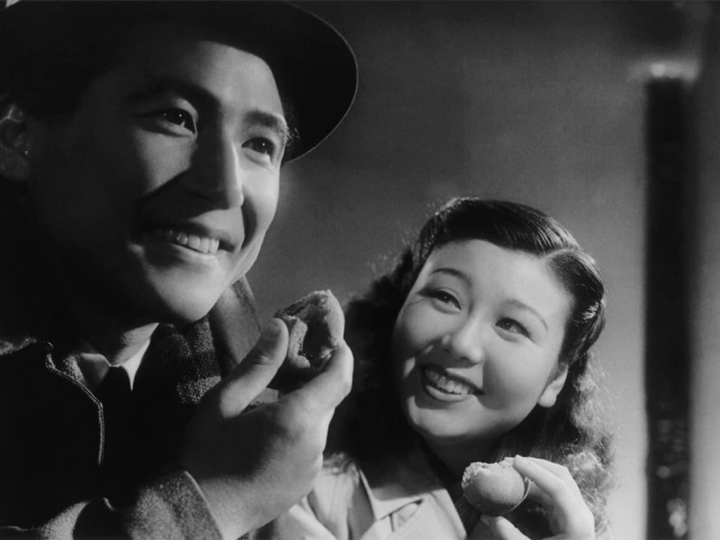 One Wonderful Sunday's stars Isao Numasaki as Yuzo and Chieko Nakakita as Masako